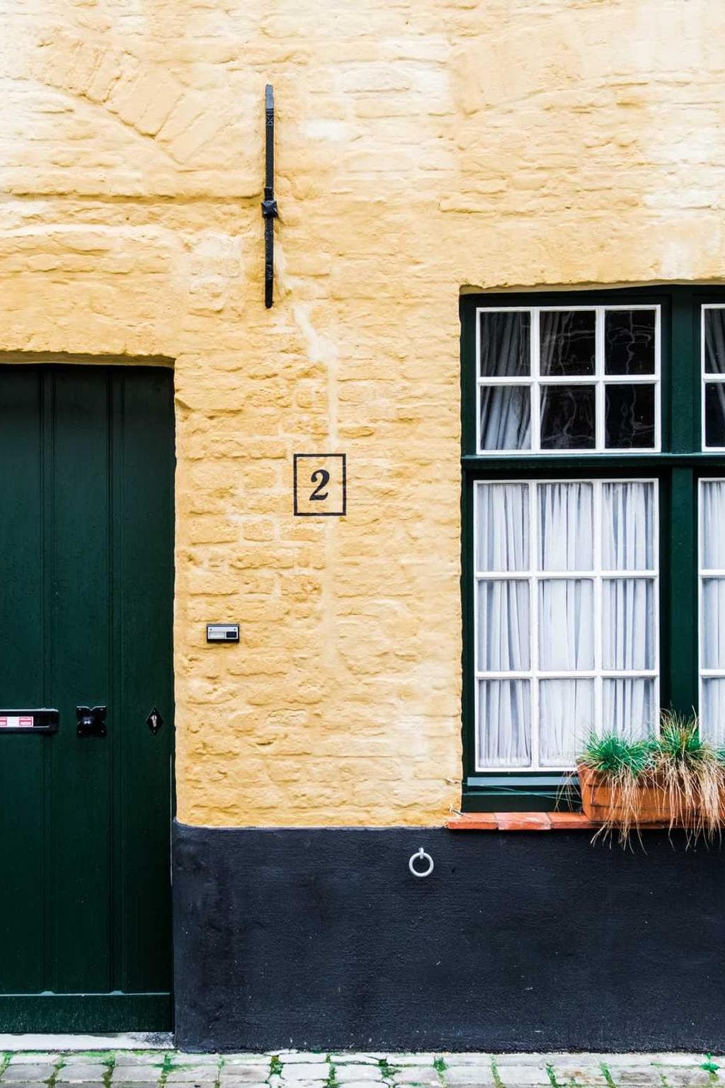 Vindico ara coaegresco.