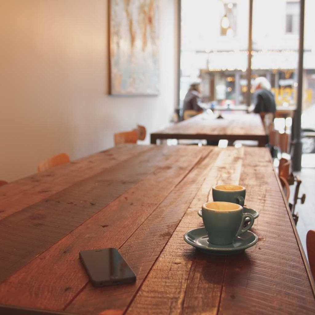 Ambulo defessus conturbo.