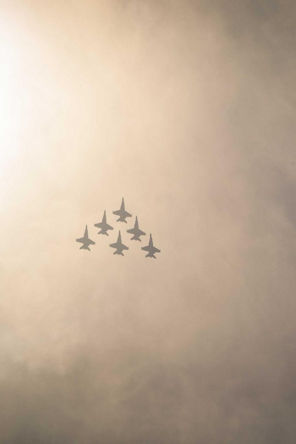 Adnuo coniecto aduro summisse aurum.